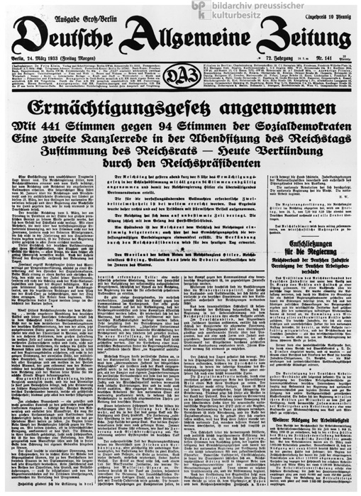 Ermächtigungsgesetz angenommen: Titelseite der <i>Deutschen Allgemeinen Zeitung</i> (24. März 1933) 